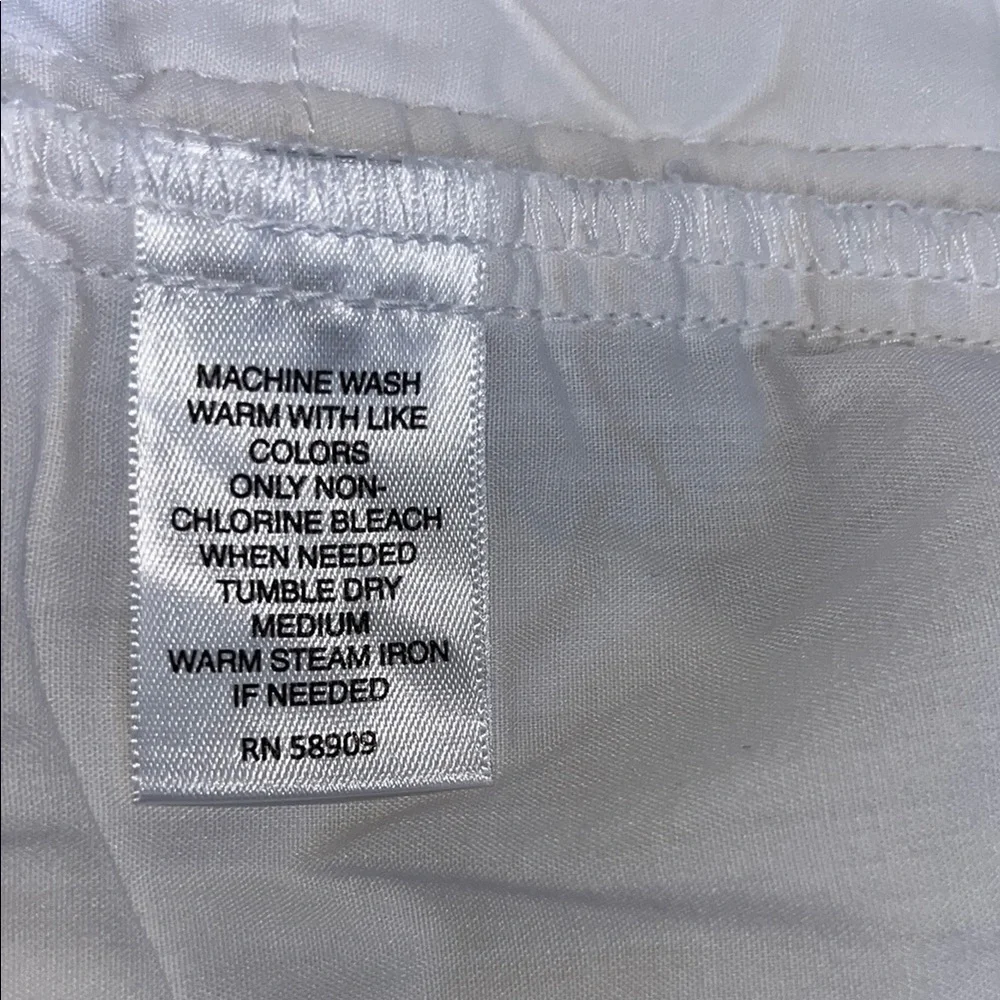 Roundtree & Yorke White Cargo Pants Utility Style